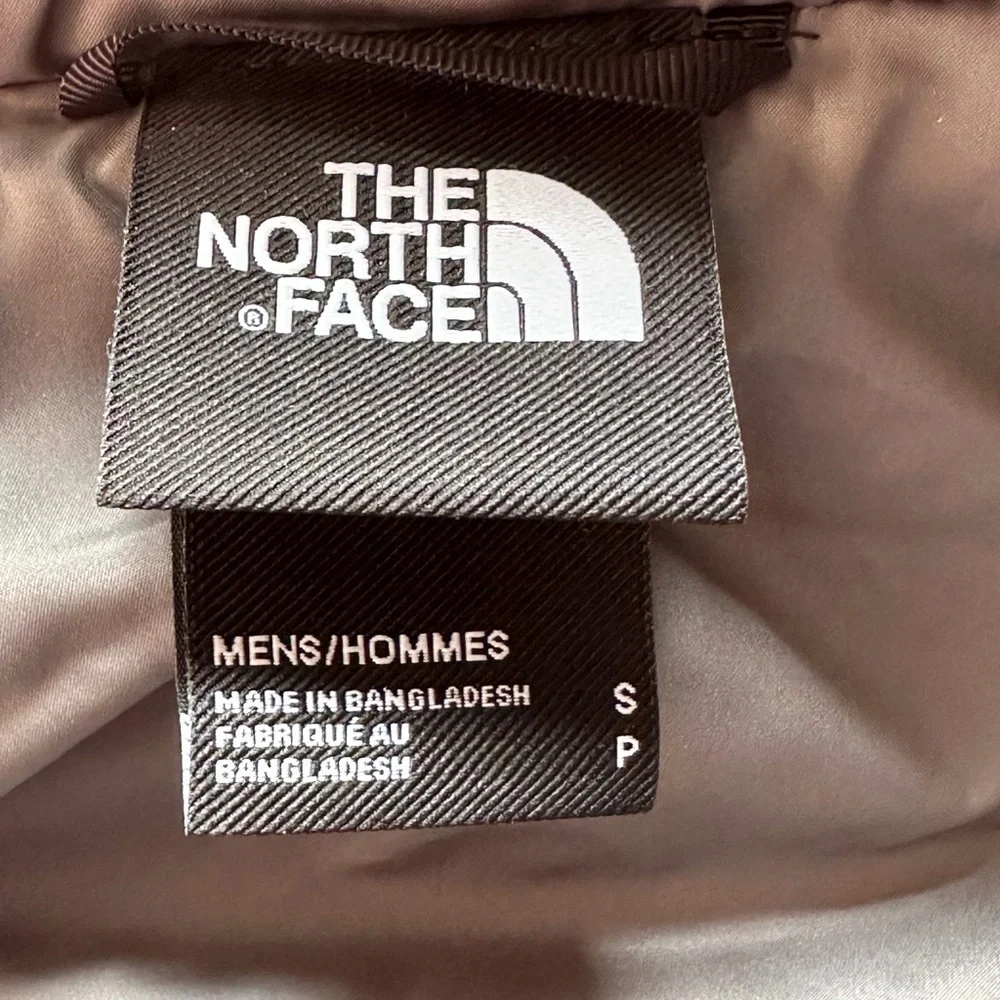 The North Face Mens Aconcagua 3 Zip-Front Puffer Jacket Size Small NWOT Charcoal